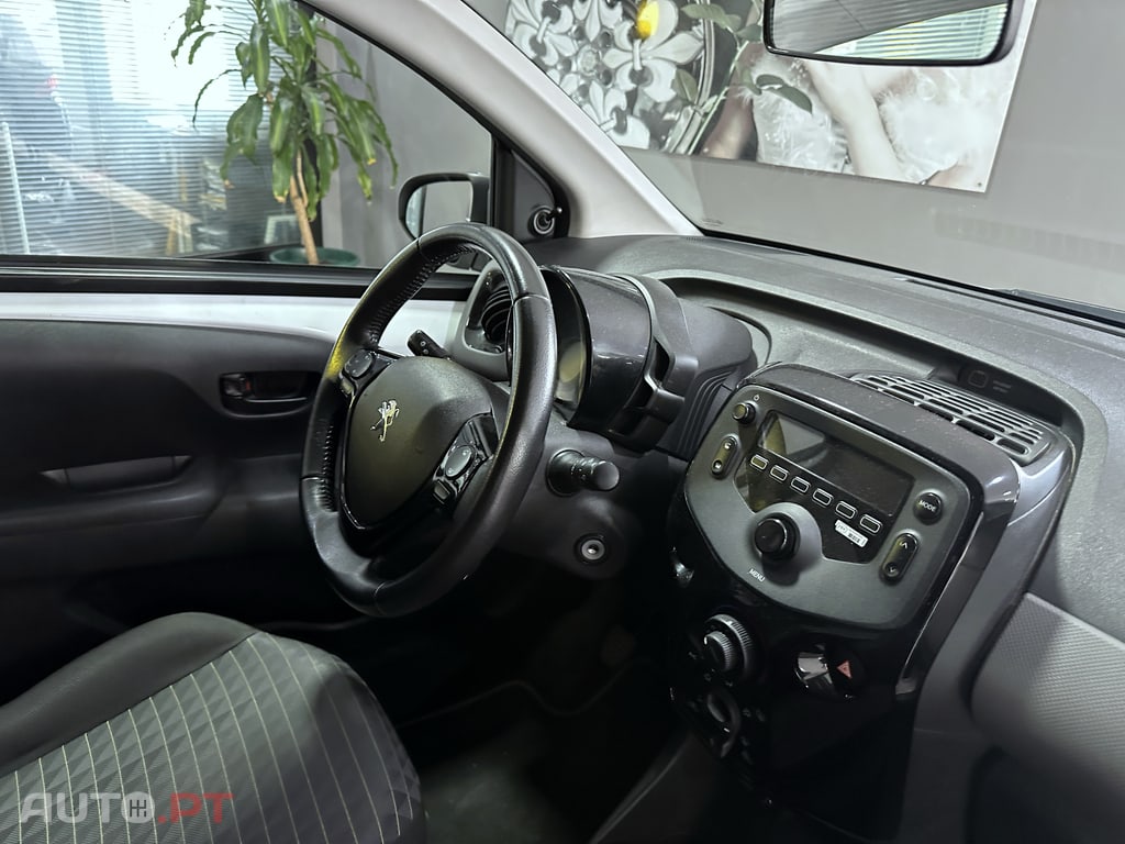 Peugeot 108 108 1.0 VTi Style