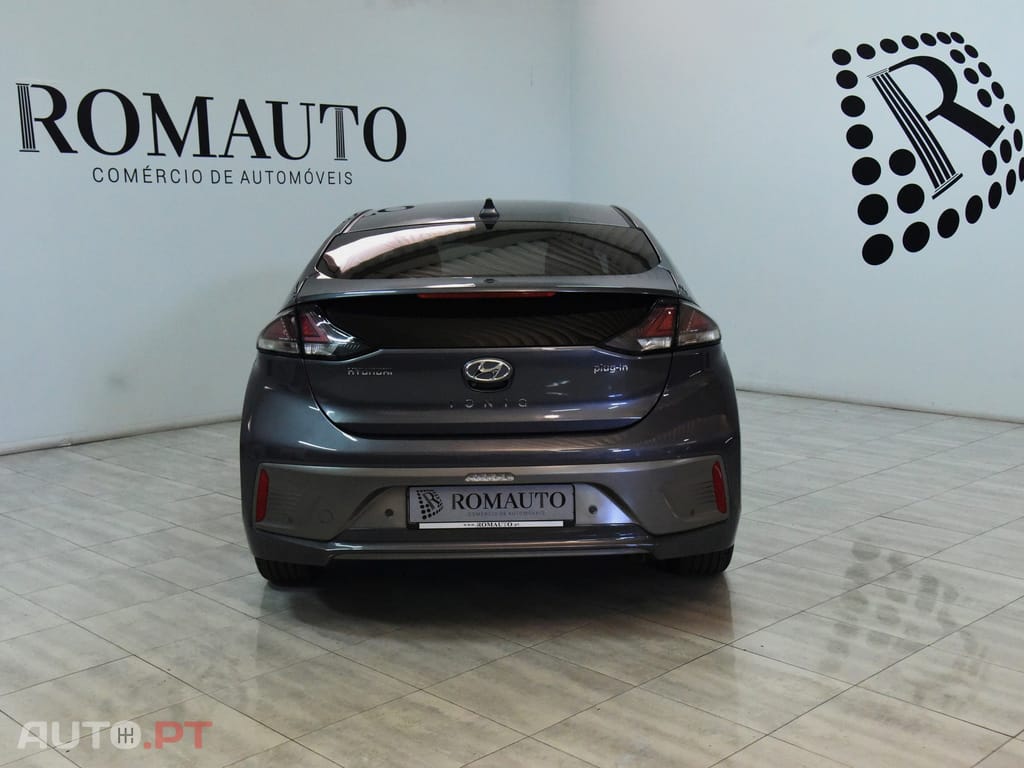 Hyundai Ioniq 1.6 GDI PHEV