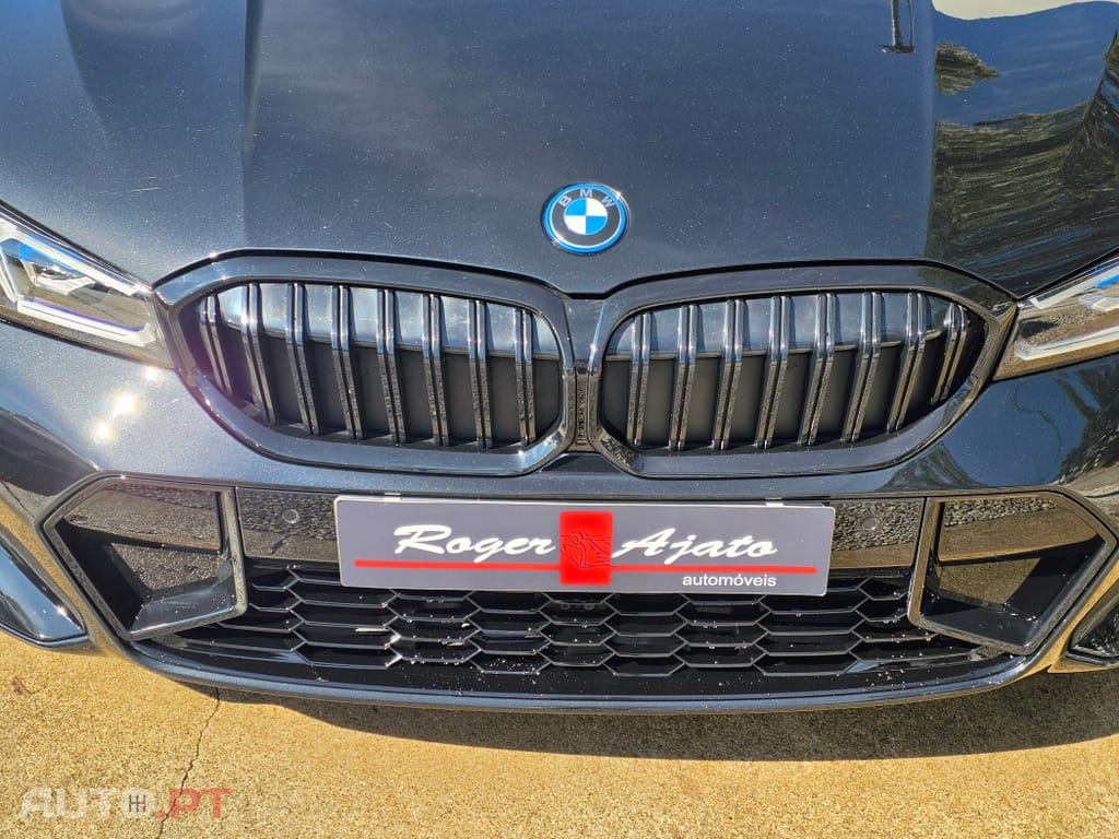 BMW 320 e Pack Desportivo M Auto