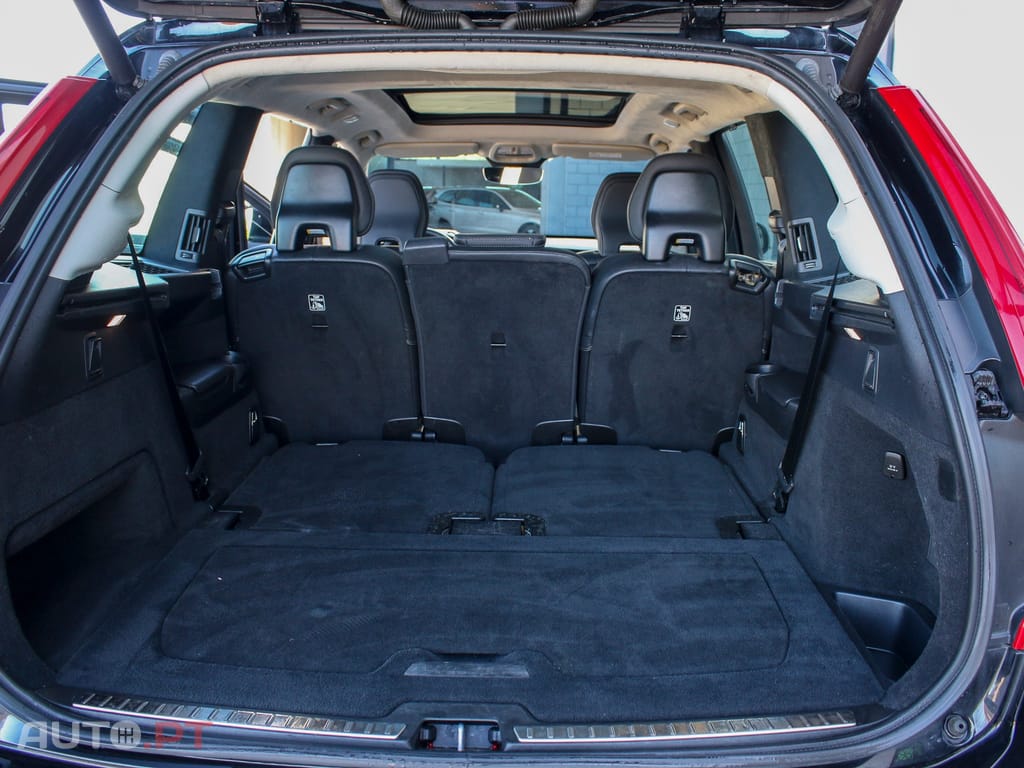 Volvo XC90 2.0 T8 PHEV Core AWD