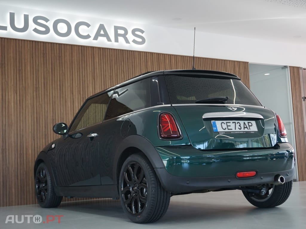 MINI Cooper Cooper D