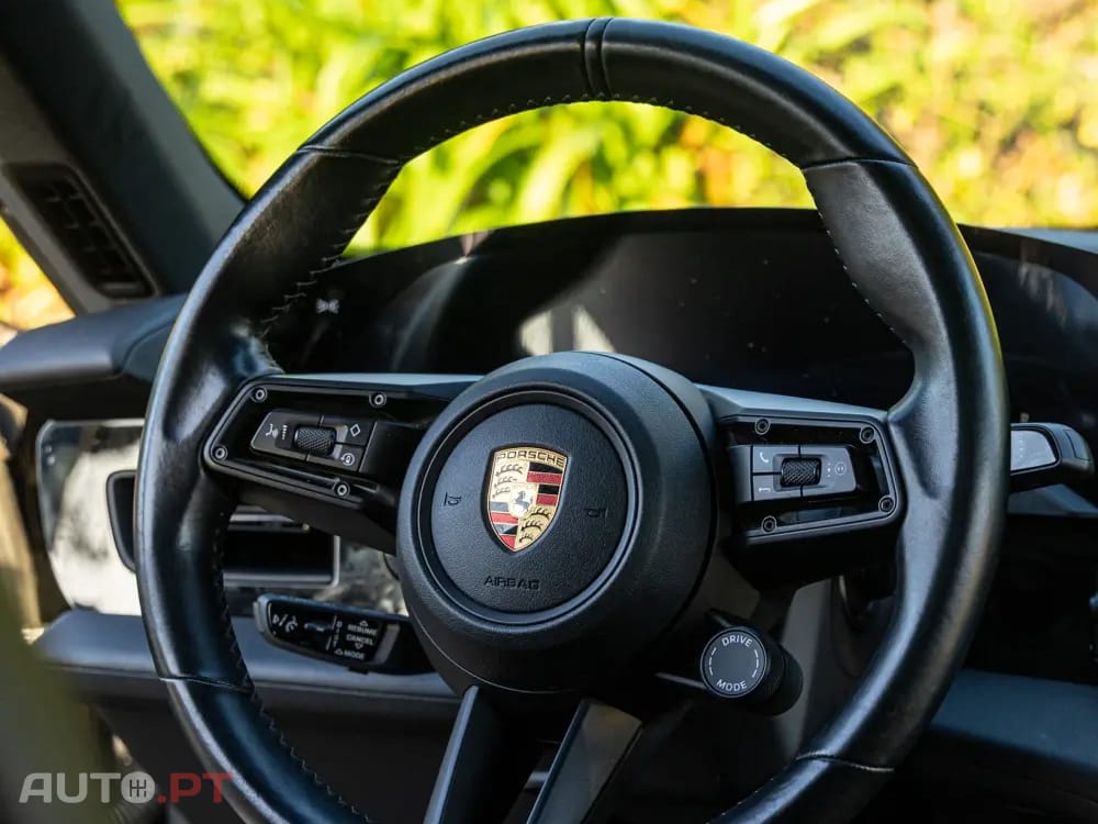 Porsche Taycan 4S