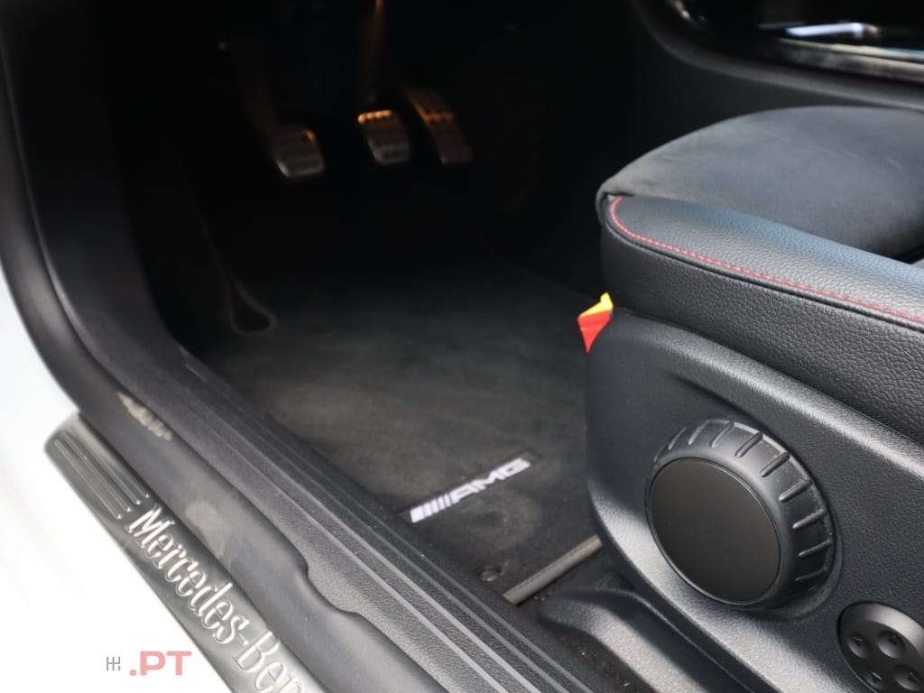 Mercedes-Benz CLA 180 AMG LINE