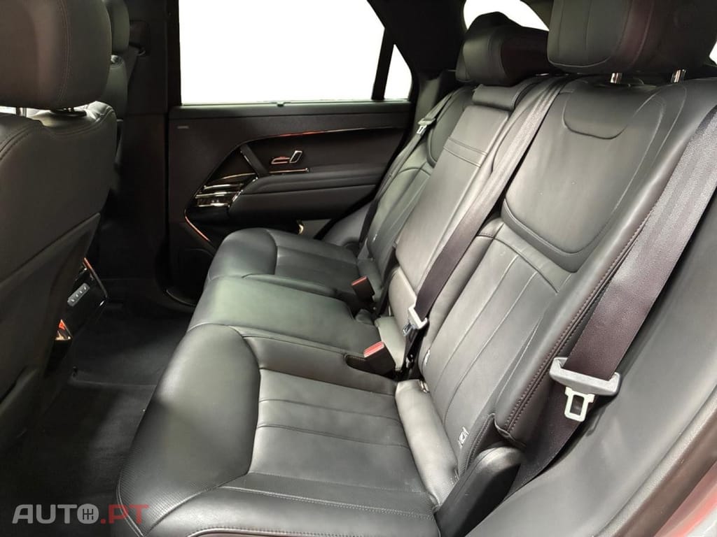 Land Rover Range Rover Sport 3.0 P440e Dynamic SE