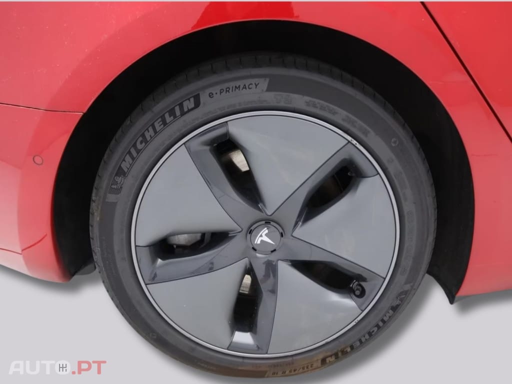 Tesla Model 3 Standard RWD I.V.A DEDUTÍVEL