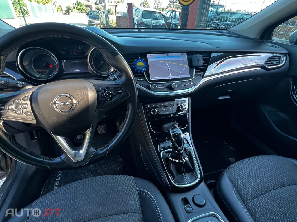 Opel Astra Sports Tourer K