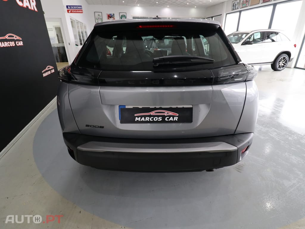 Peugeot 2008 1.2 PureTech Allure Pack