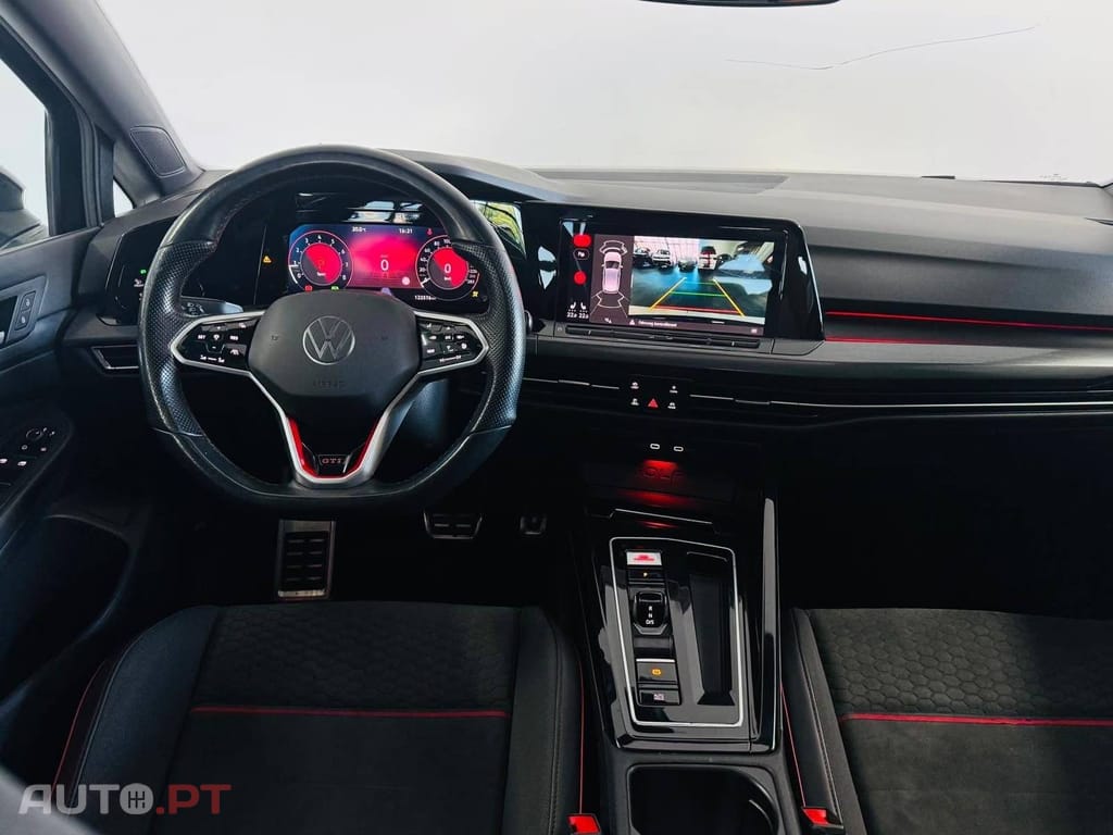 Volkswagen Golf 2.0 TSI GTI