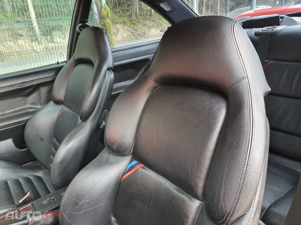 BMW M3 COUPE - 285CV