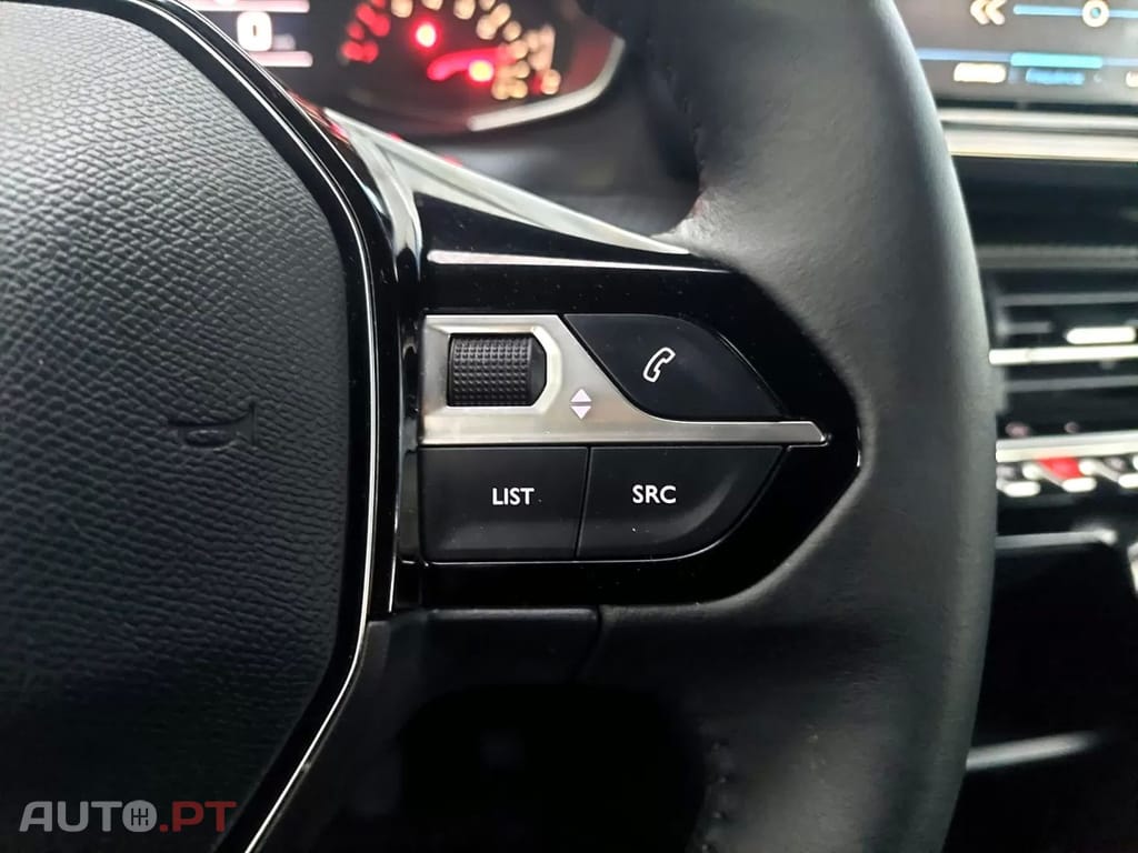 Peugeot 2008 1.2 PureTech Active Pack