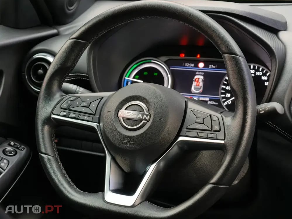 Nissan Juke 1.6 Hybrid N-Design Black