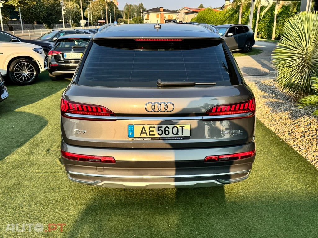 Audi Q7 55 TFSIe quattro Tiptronic