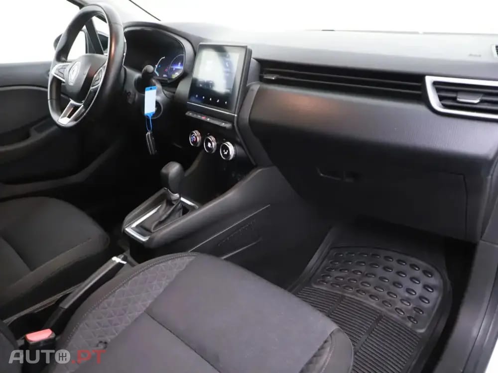 Renault Clio 1.6 E-Tech Intens