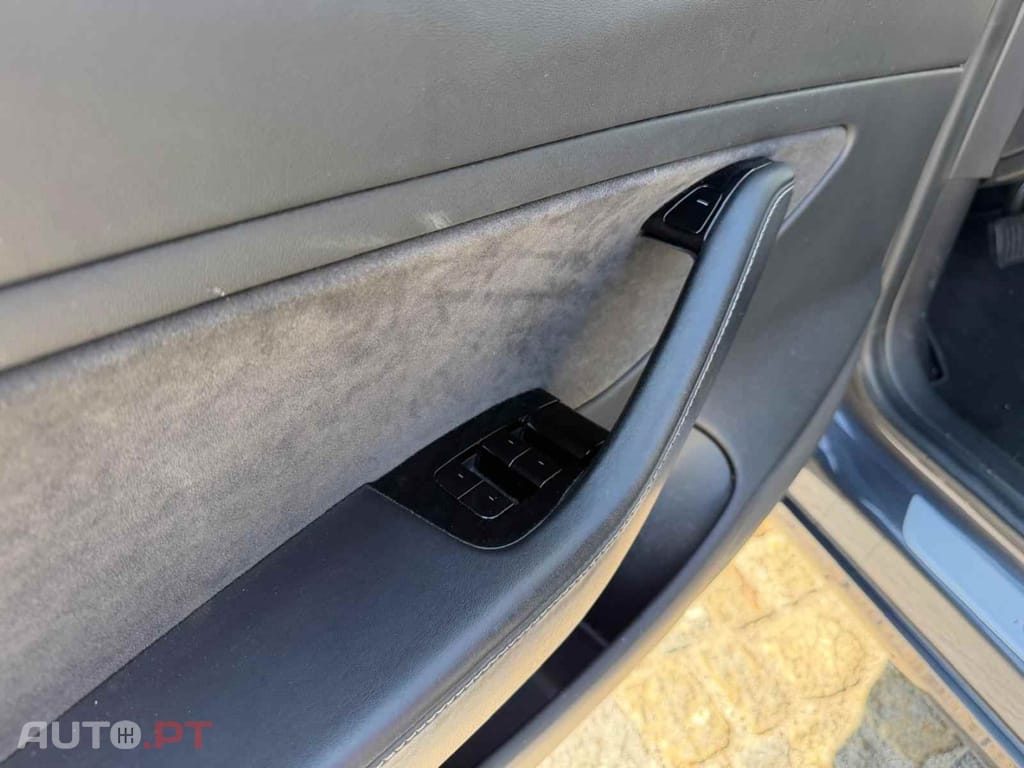 Tesla Model 3 Long Range AWD Dual Motor