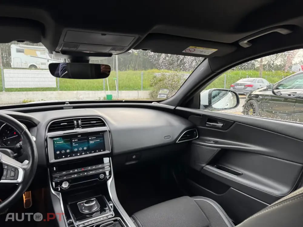 Jaguar XE 20d Aut. R-Sport