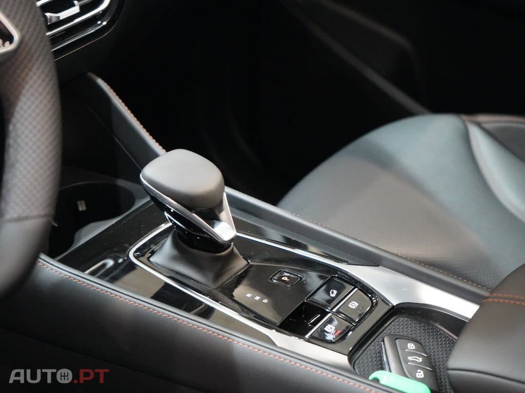 MG HS 1.5 T-GDI Plug In Hybrid Luxury