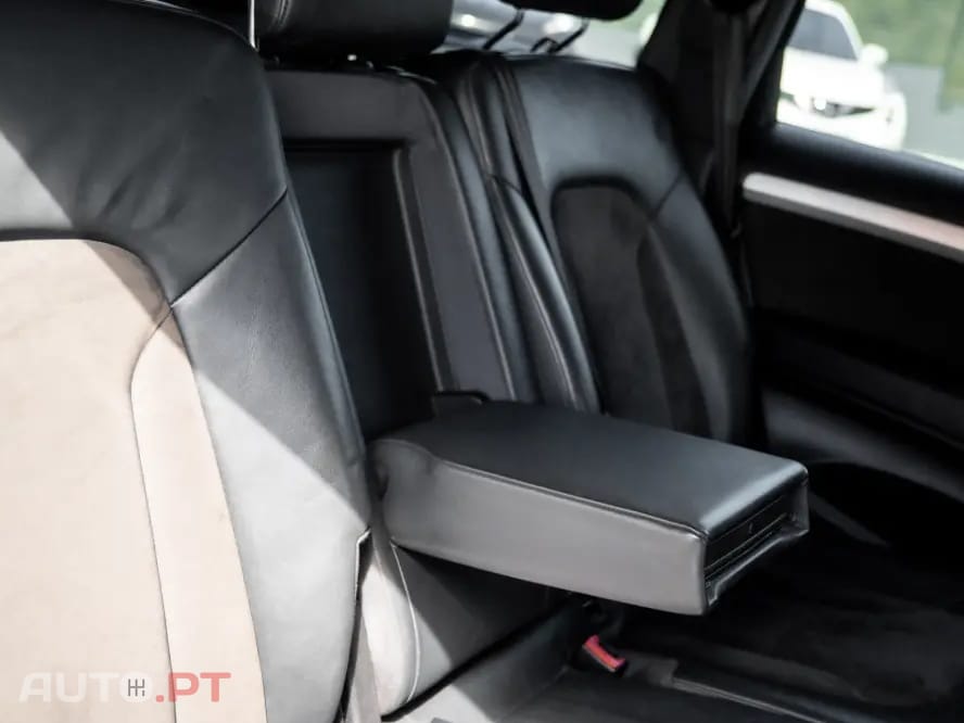 Audi Q7 3.0 TDI DPF quattro tiptronic