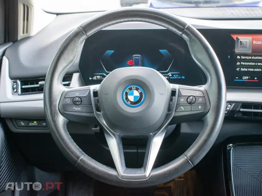 BMW 225