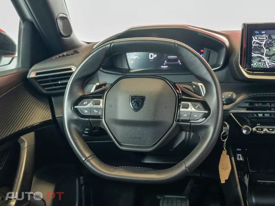 Peugeot 2008 1.2 PureTech Allure EAT8