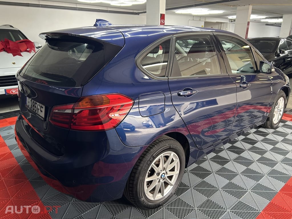 BMW 216 d Advantage