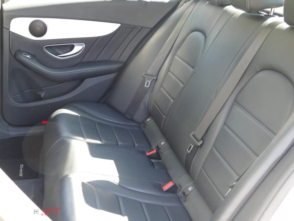 Mercedes-Benz C 220 d AMG Line