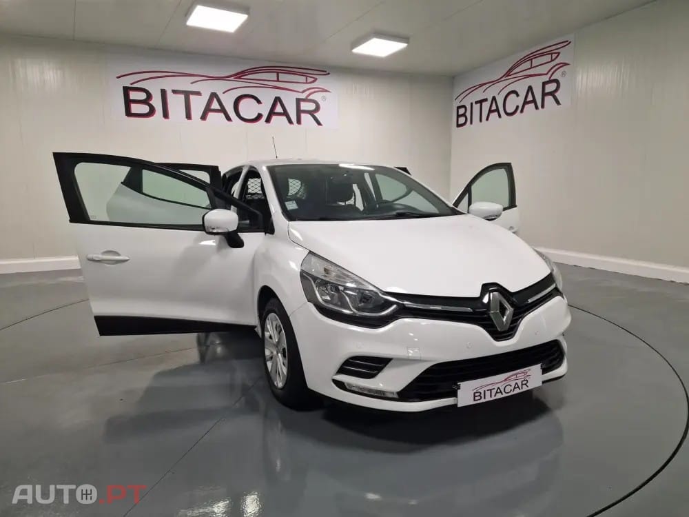 Renault Clio SOCIETE 1.5Dci  90CV GPS INTENS IVA DEDUTIVEL