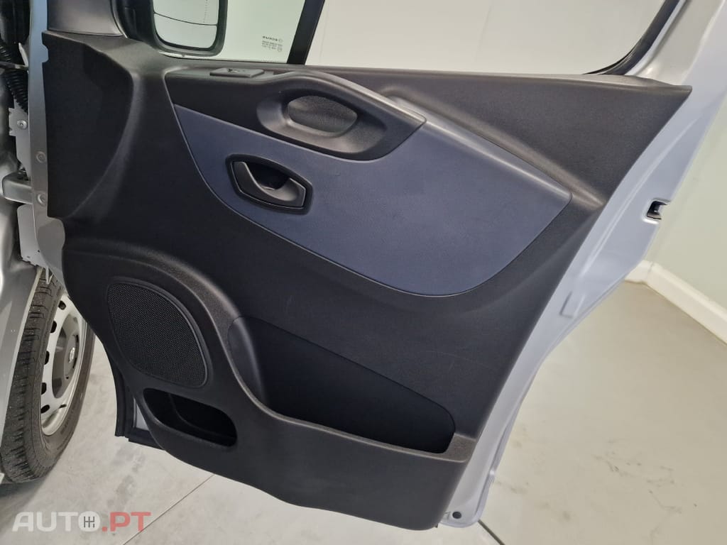 Opel Vivaro COMBI 1.6 CDTI L1H1 APENAS 28.000KMS