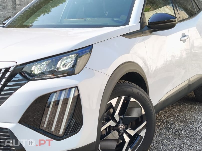 Peugeot 2008 TURBO 100 Allure