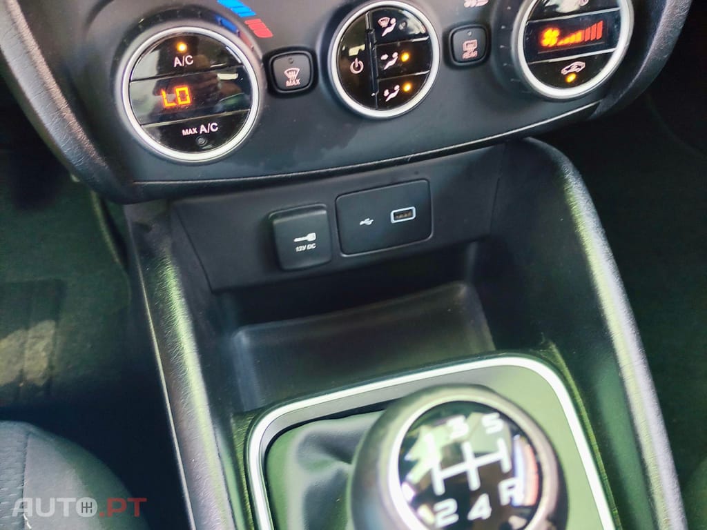 Fiat Tipo 1.3 M-Jet Lounge