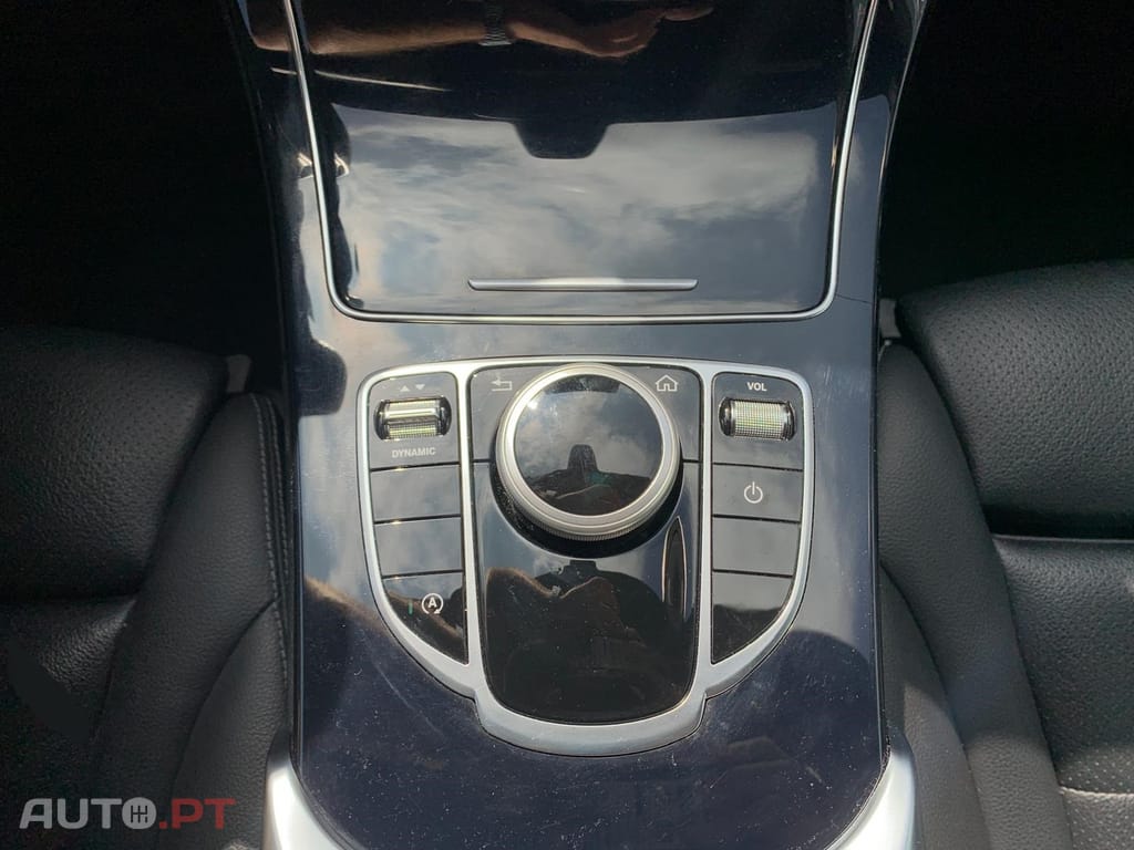 Mercedes-Benz C 220 d AMG Line