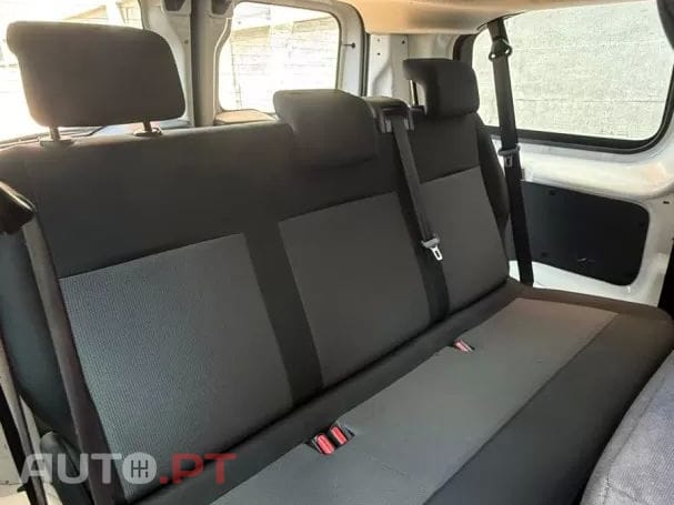 Opel Vivaro LIFE