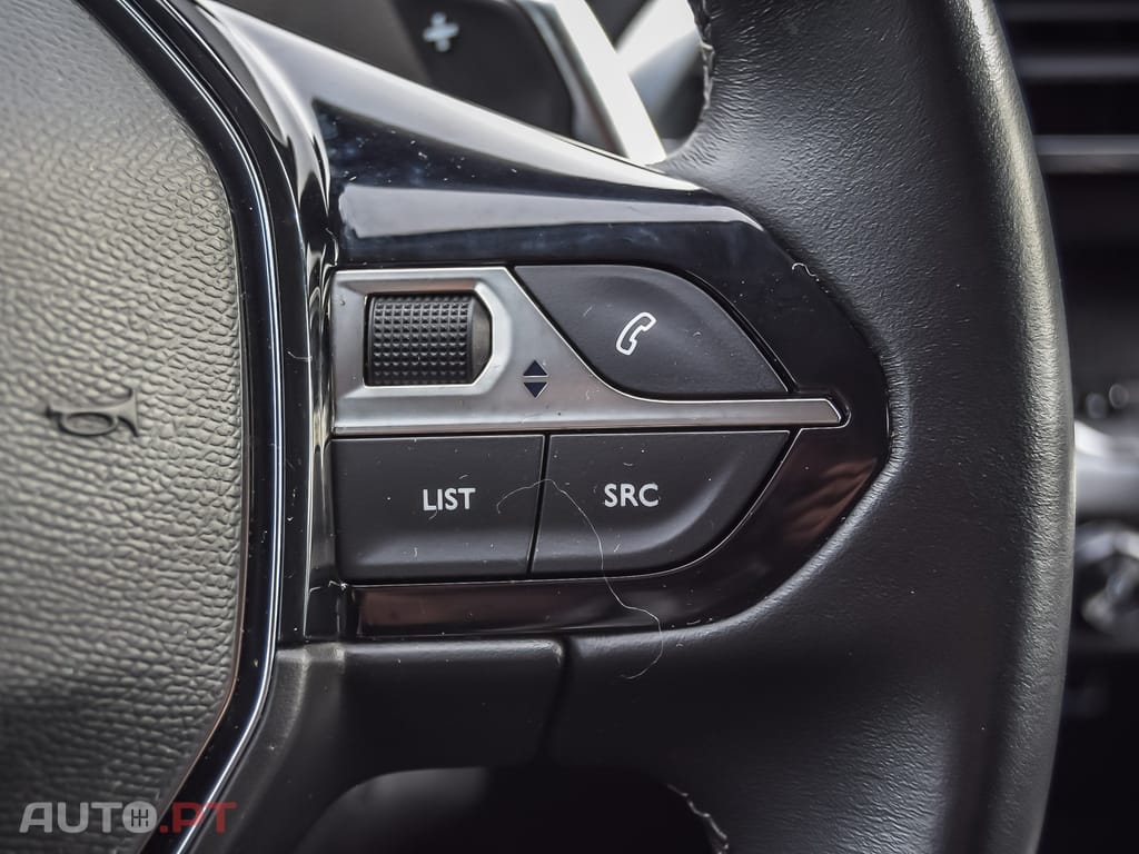 Peugeot 3008 1.6 Hybrid4 Allure Pack e-EAT8