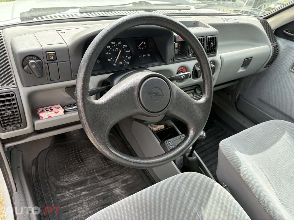 Opel Corsa 1.2 S