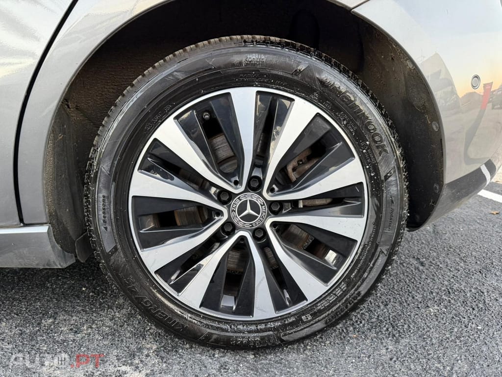 Mercedes-Benz A 250 e 8G-DCT