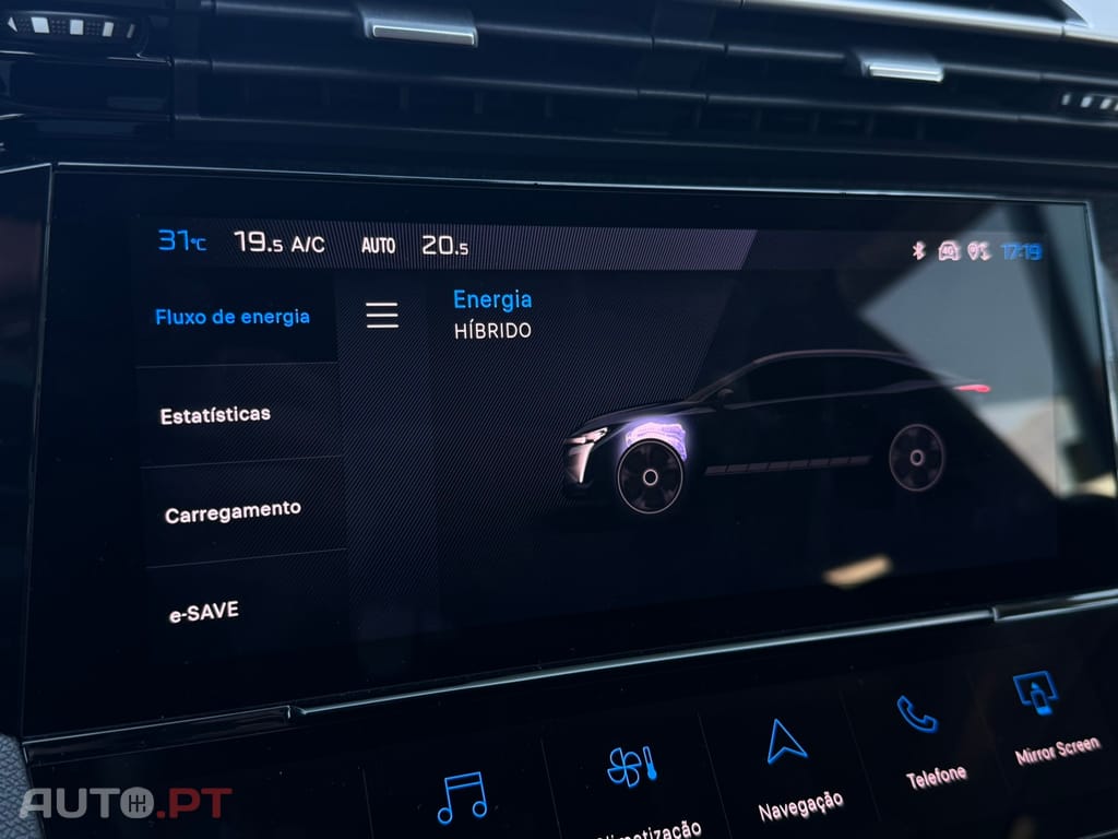 Peugeot 408 1.6 Hybrid Allure e-EAT8