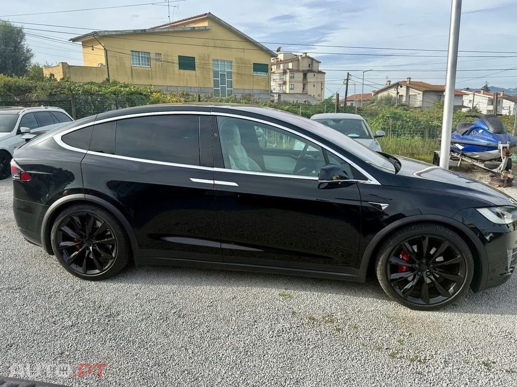 Tesla Model X P90D AWD
