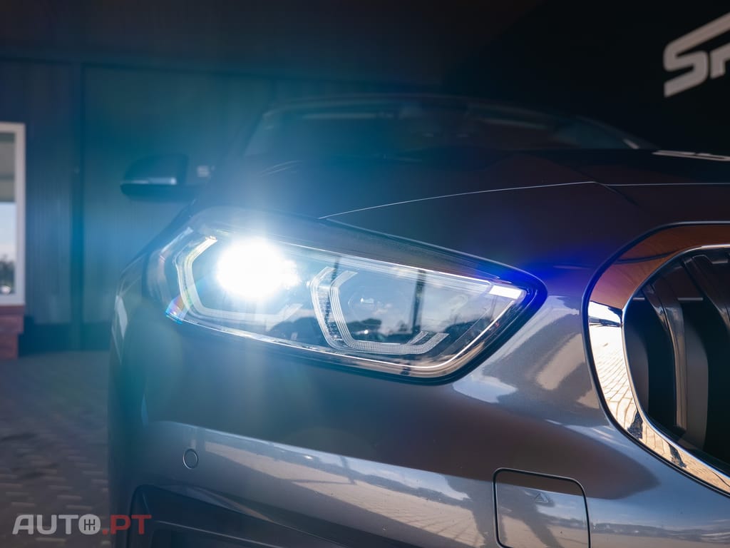 BMW 116 d Linha Sport Auto