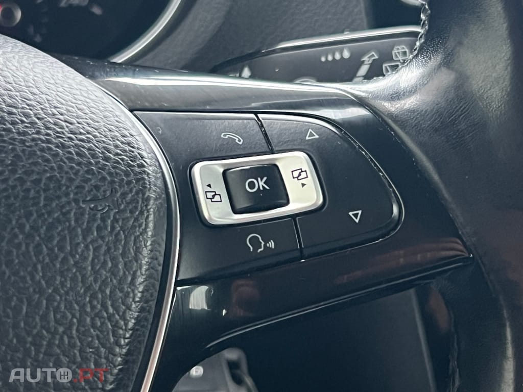 Volkswagen Polo 1.0 Confortline