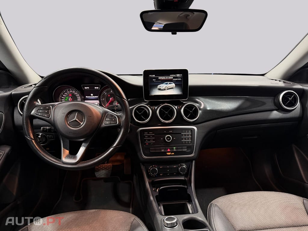 Mercedes-Benz CLA 180 d Shooting Brake