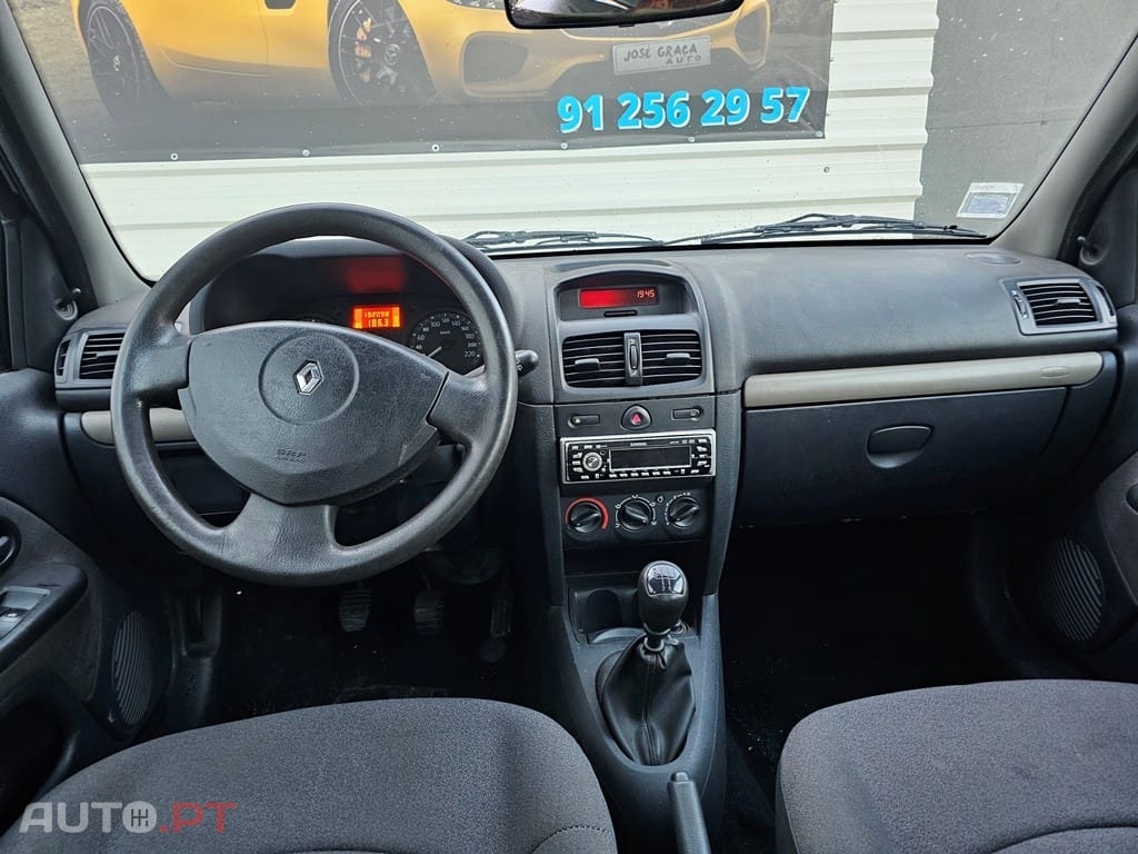 Renault Clio 1.2 Confort Authentique