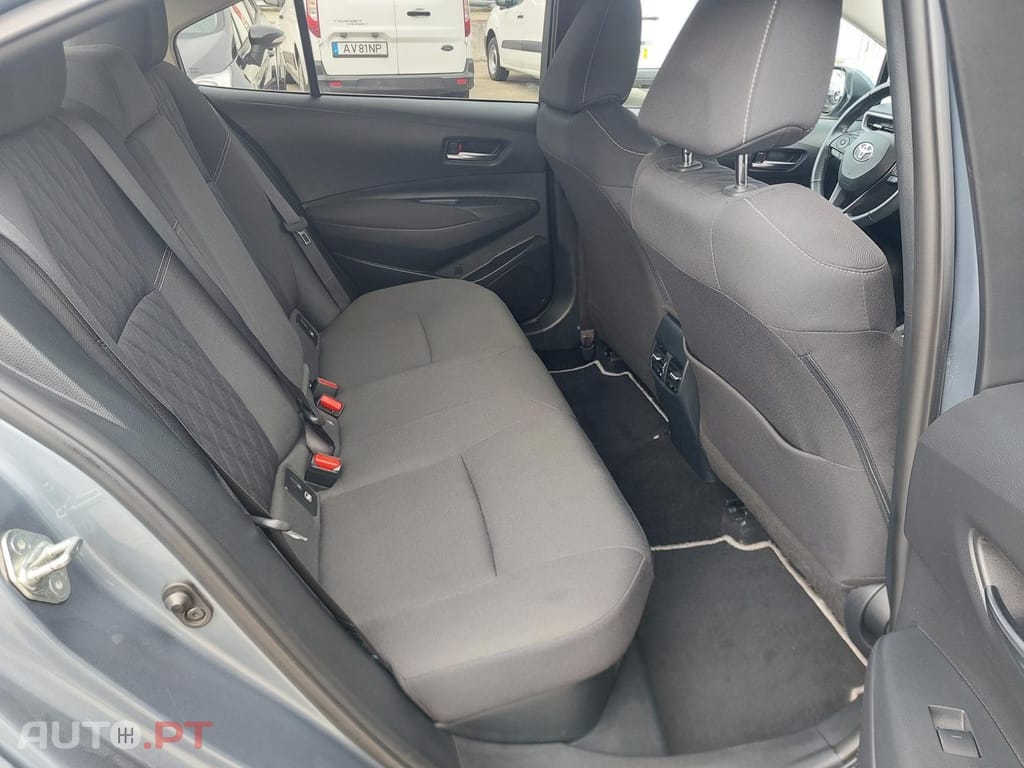 Toyota Corolla SD 1.8 Hybrid Exclusive