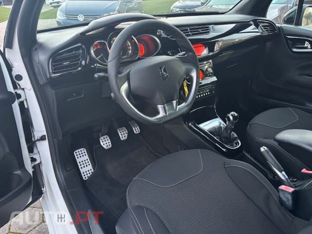 Citroen DS3 1.6 e-HDi Airdream Sport Chic