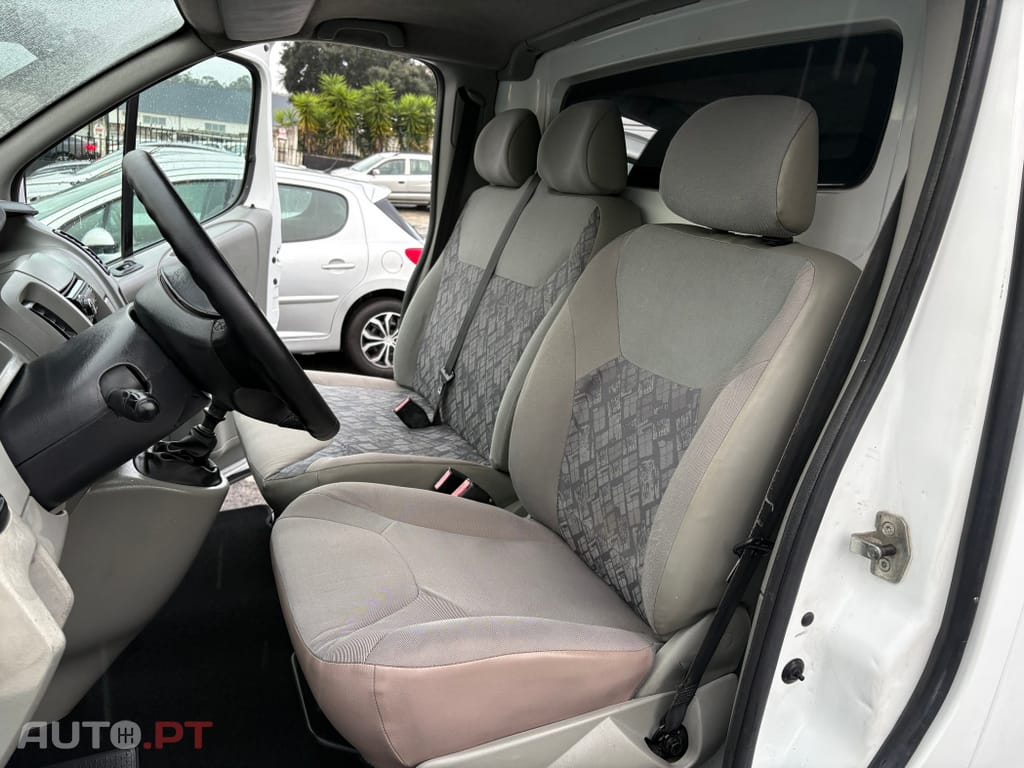 Opel Vivaro 1.9 CDTi L1 H1 2.7T