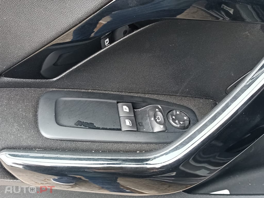 Peugeot 208 1.5 BlueHDi Active Business Pack