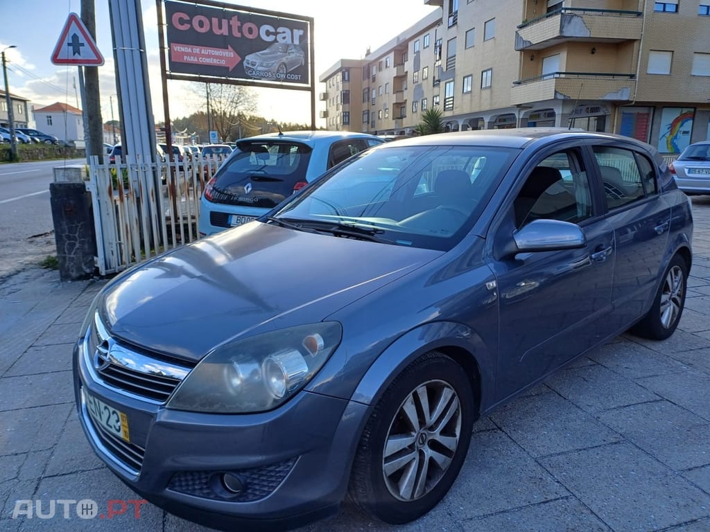 Opel Astra 1.4 Cosmo