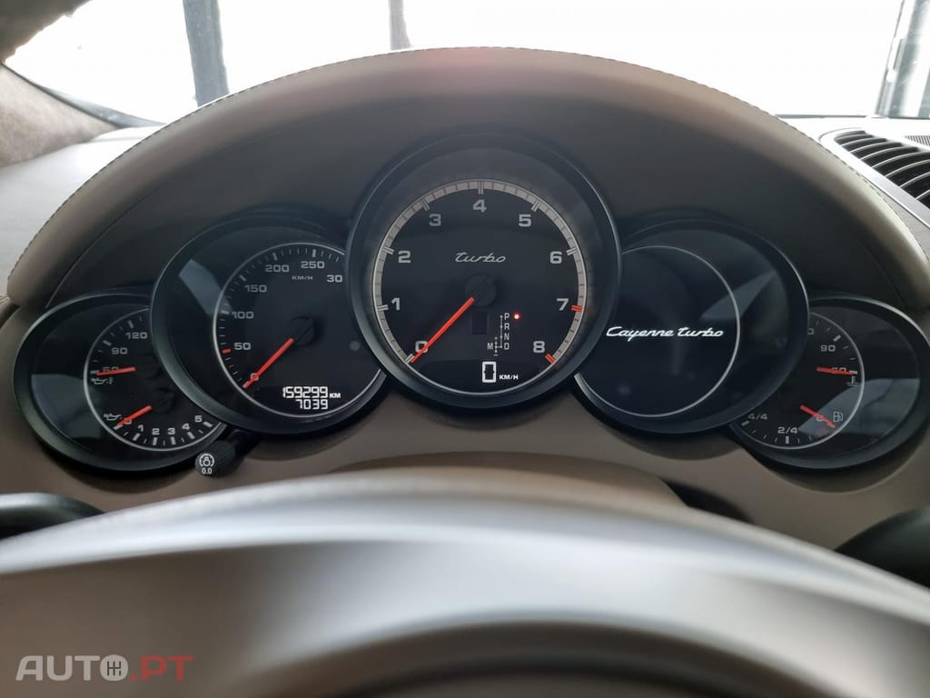 Porsche Cayenne Turbo Tiptronic S