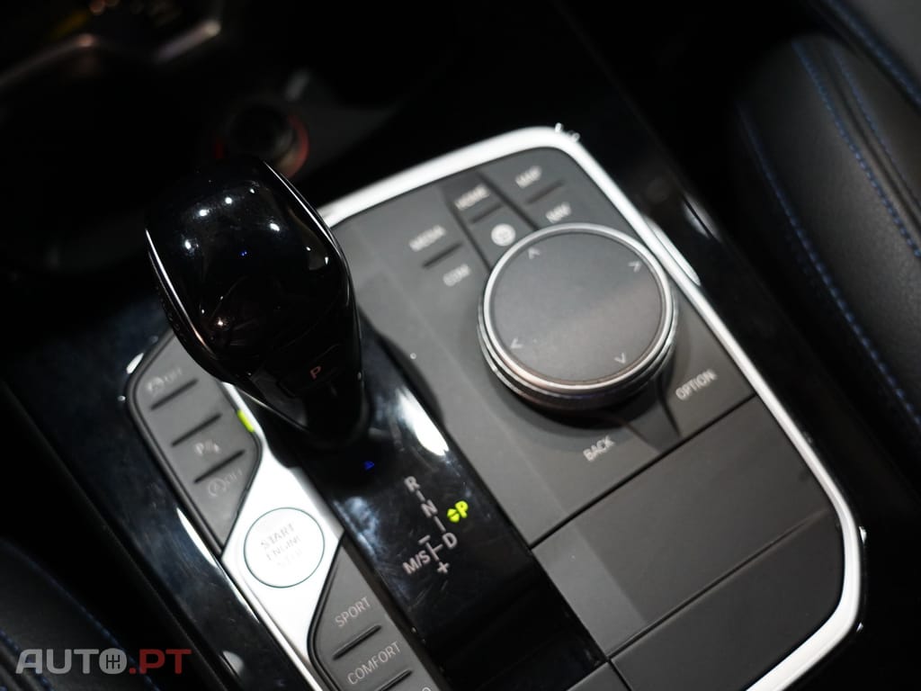 BMW 216 d Corporate Edition