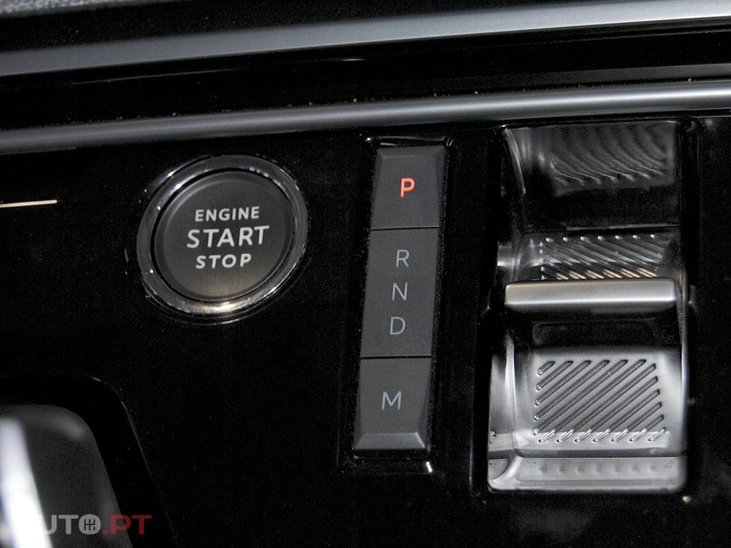 Peugeot 5008 1.2 Hybrid Allure e-DCS6