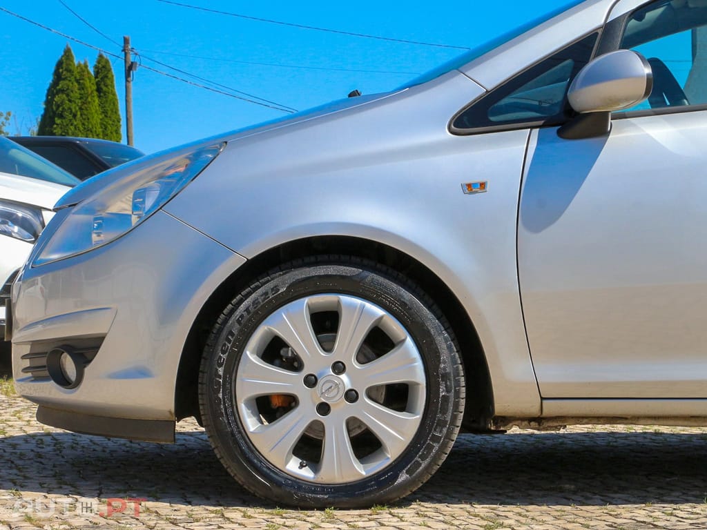 Opel Corsa 1.3 CDTi Enjoy EcoFLEX