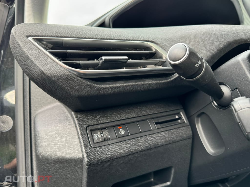 Peugeot 3008 1.5 BlueHDi Allure Pack